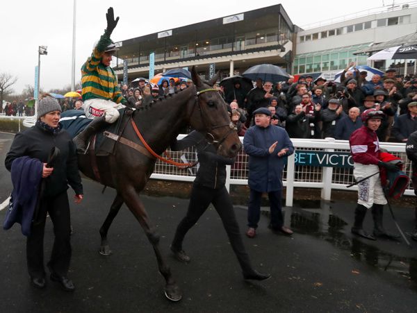 Gordon Elliott applauds the victory of Buveur D'Air over Samcro at Newcastle