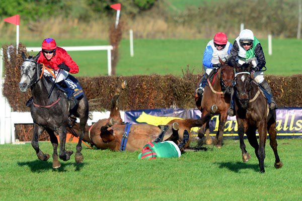 Chantry House (right) heads for home under Jamie Codd as January Jets and Rob James depart