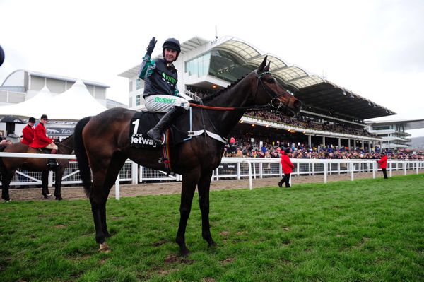 Altior and Nico de Boinville