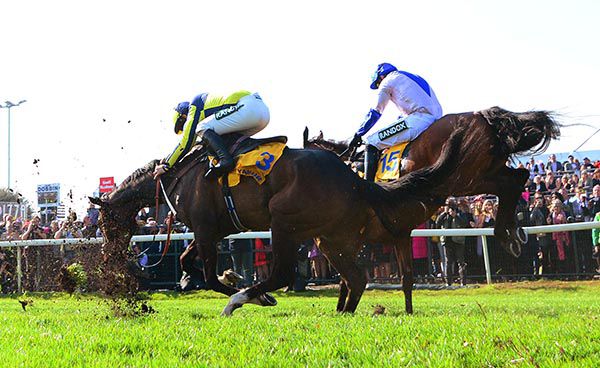 If The Cap Fits overcame this last flight mistake to give Sean Bowen his 1st Grade One winner