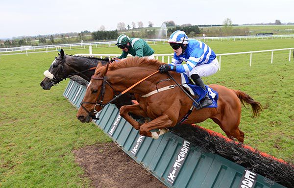 Whereyounow (Philip Enright, far-side) got the better of Glenmalure Lodge (Andrew Ring)