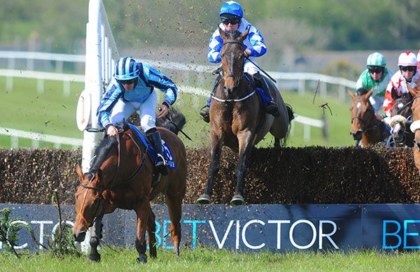 Tiantu chases the leader Theatre Run