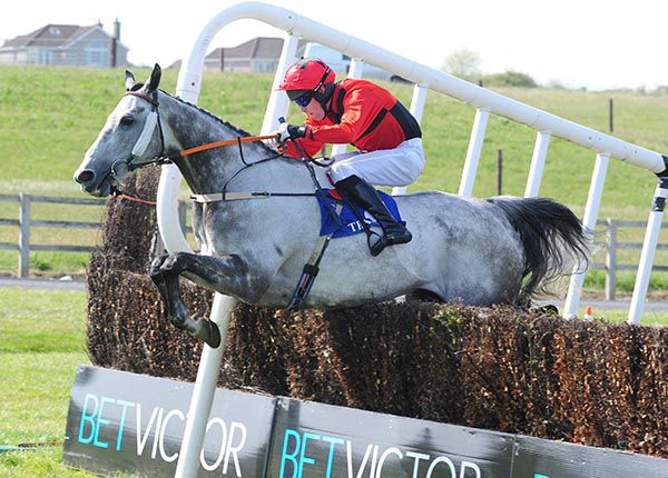 Shanklys Dawn and Adam Short