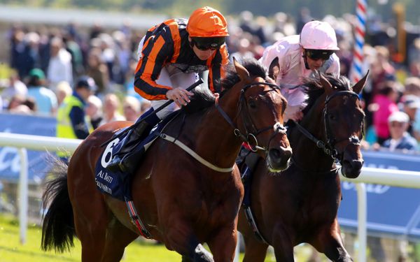 Telecaster (nearest)