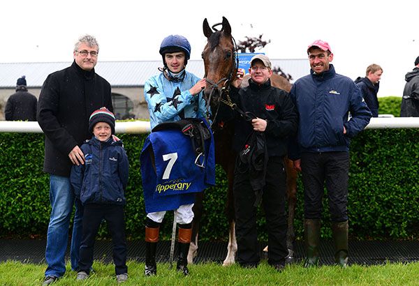 Tennesse Waltz and Oisin Orr with connections