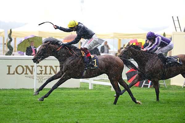 Crystal Ocean and Frankie Dettori account for Magical and Ryan Moore