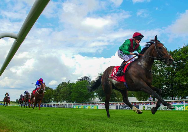 Spanish Mission winning the Bahrain Trophy at Newmarket