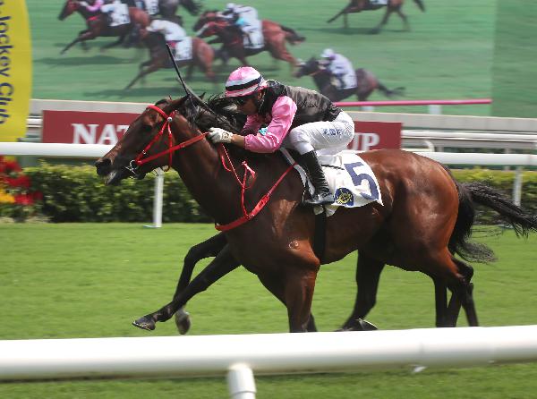 Joao Moreira drives Full Of Beauty to a National Day Cup win.
