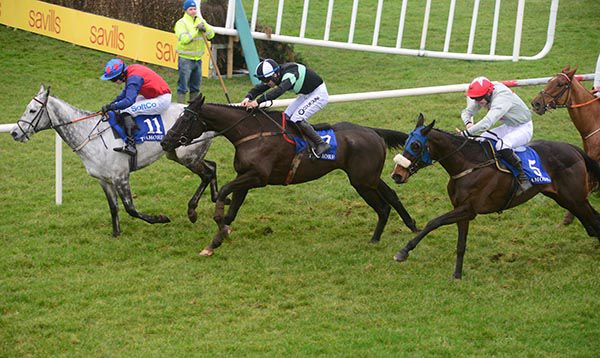 Knockraha Boss comes through in the centre to win under Kevin Brouder