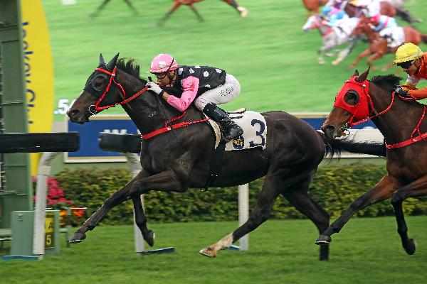 Joao Moreira sticks with Beauty Legacy in the Classic Mile.