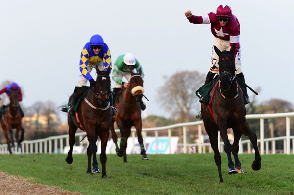 Delta Work wins the Paddy Power Irish Gold Cup