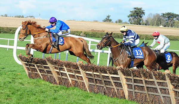 Shopping Around leads Pretty Fantasy over the last