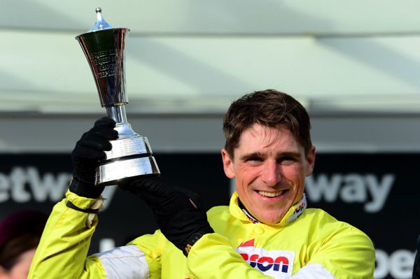 Harry Skelton rode Nube Negra