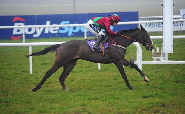 Song Of Earth and Richie Deegan