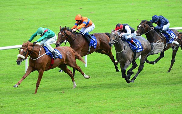 Zanahiyr and Sean Davis win the Irish Stallion Farms EBF (C&G) Maiden from Ciel D'afrique (red cap)