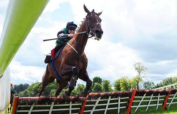 Luis Van Zandt and Jonathan Moore