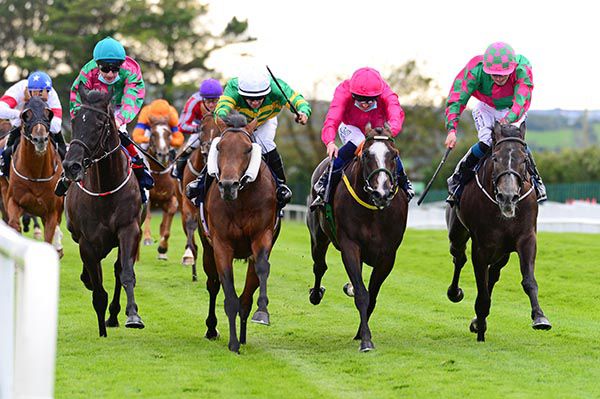 Flying Scotsman, white cap, finishes off best of all in a thriller