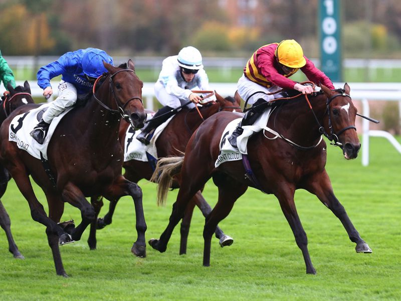 Gear Up winning at Saint-Cloud