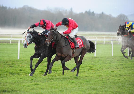Zaccarela (Kevin Brouder, far-side) and Feyan (Phillip Enright)