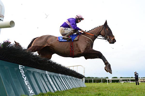 Percy Warner added to his two wins over hurdles with a first chasing success. 