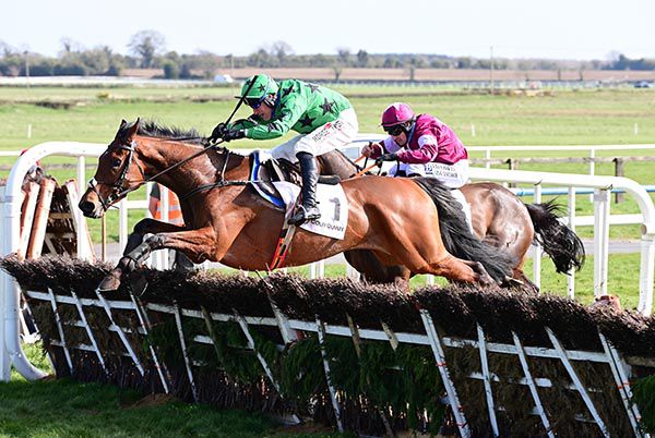 Ashdale Bob (Robbie Power) leads Decimation (Sean Flanagan) home