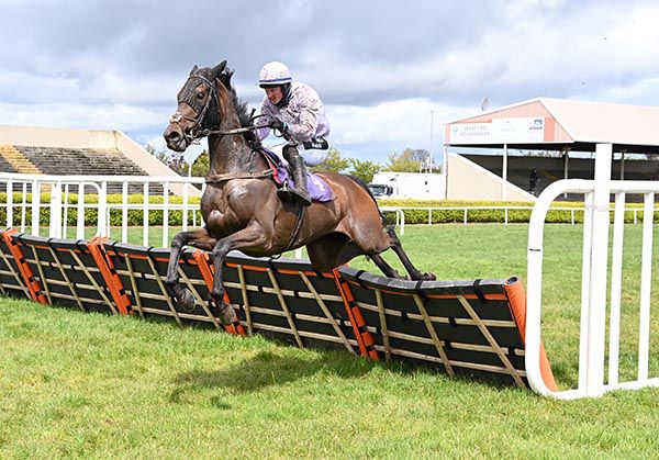 Mikey Hamill steering home Magnor Glory