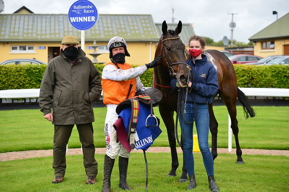 Donacheady Gale and Robbie Power with John Ryan and groom Isabel Ryan