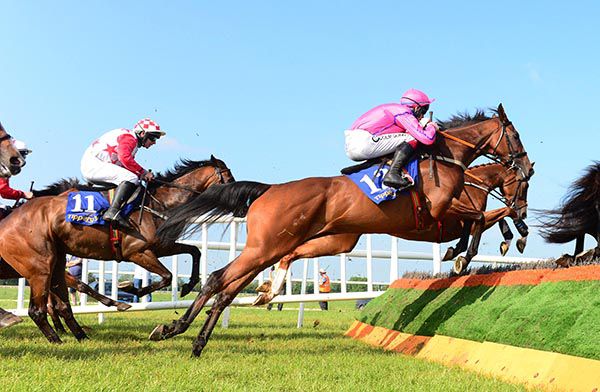 Summer Tide recorded a second career success when landing Cork Beginners Chase. 