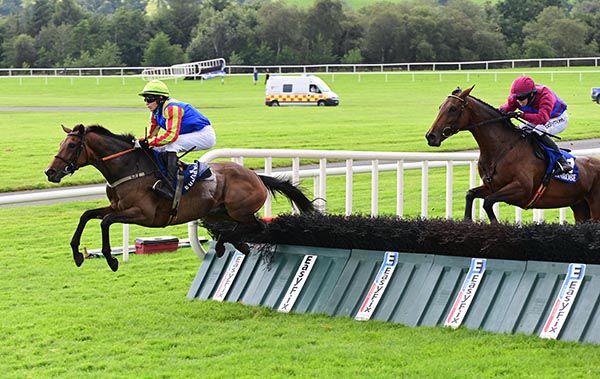 Metersandmasks clears the last under Philip Byrnes  