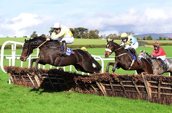 Lucky Max leads I See The Moon over the last