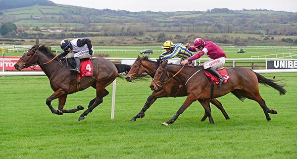Busselton runs on well between horses