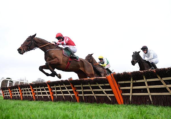 Mighty Potter and Jack Kennedy jump the last to win