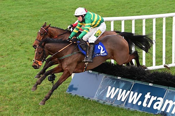 Bridge Street hits the front on the run-in