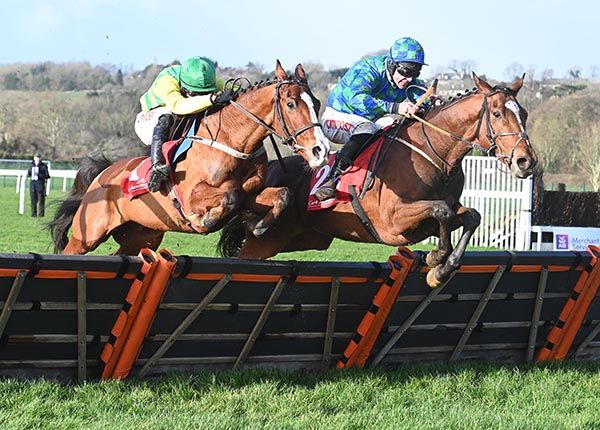 Ebasari and Davy Russell (right) win from Adamantly Chosen 