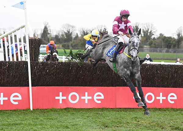 Farceur Du Large and Eoin Walsh