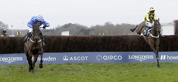 Shishkin (Nico de Boinville, right) and Energumene (Paul Townend) serve up a thriller 