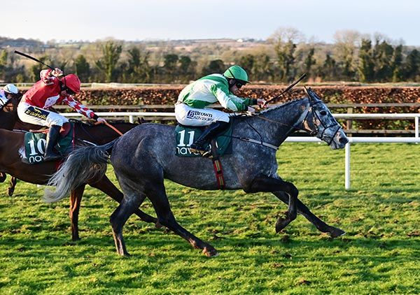 Madmansgame goes on in the closing stages