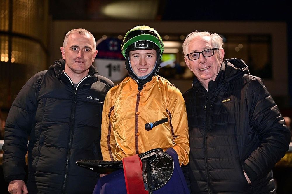 James McAuley (left) with his uncle James Gough and Ajax Tavern's jockey Colin Keane