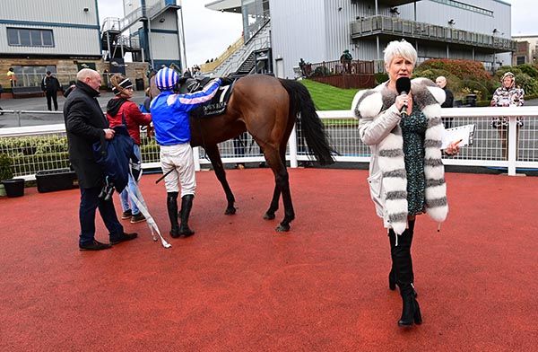 Paddock announcer Pamela Ballantine welcomes back her winner Billable Grant