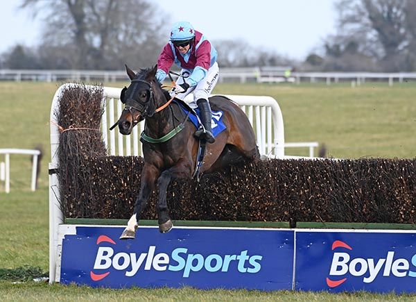 Presenting Point and Darragh O'Keeffe