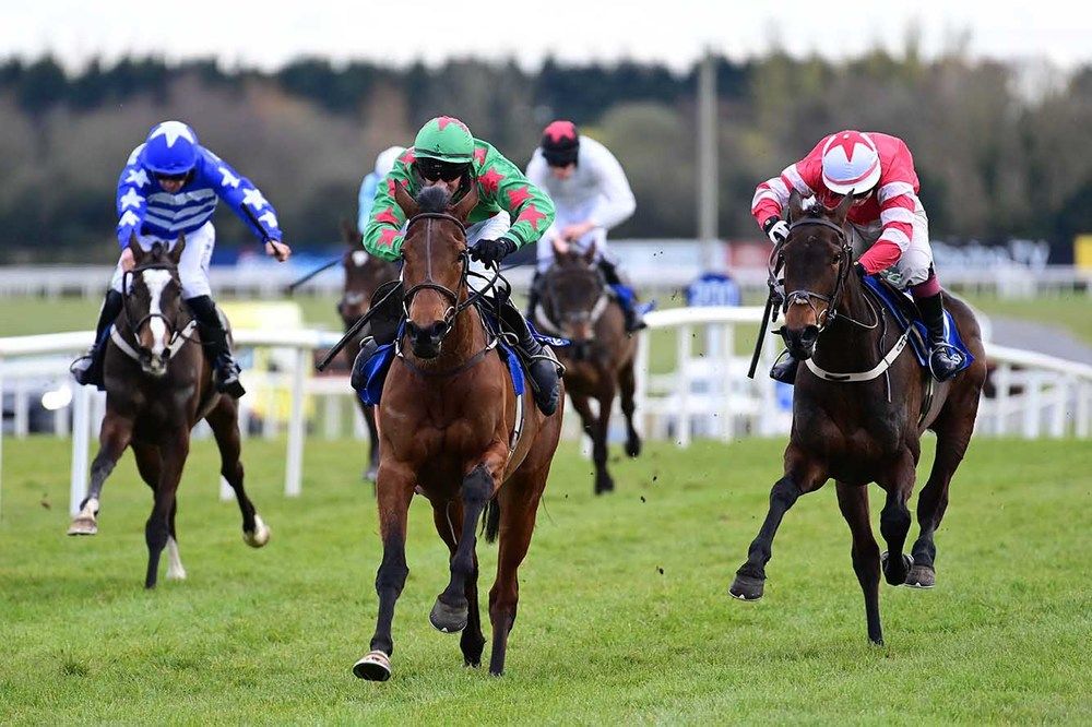 Dorans Weir, green and red, forges on