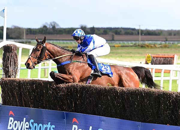Lord Lariat won the Irish National at Fairyhouse. 
