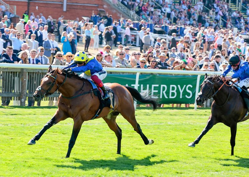 Mighty Ulysses wins under Frankie Dettori