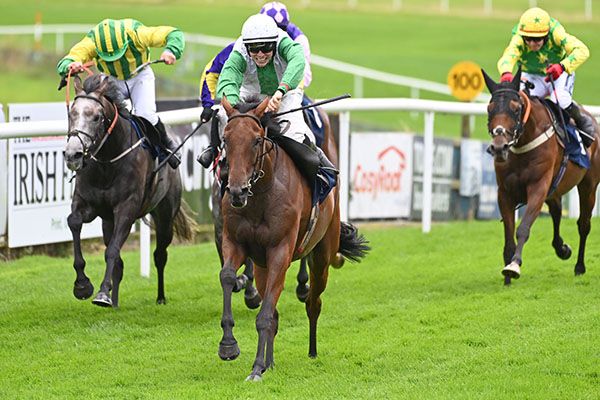 Montel Glory is pushed out by Niall Moore