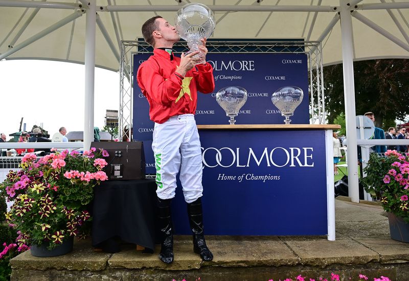 Jason Hart joined an exclusive club with 1000th winner 