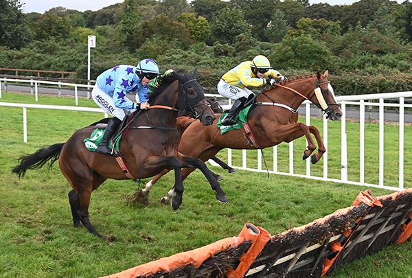 Mater Matuta (yellow) wings the last 