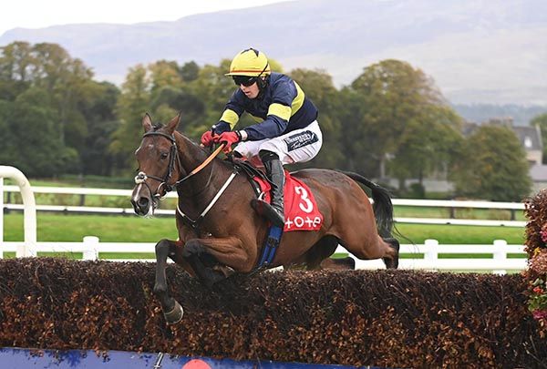 Final Orders and Keith Donoghue win the Tote Beginners Steeplechase