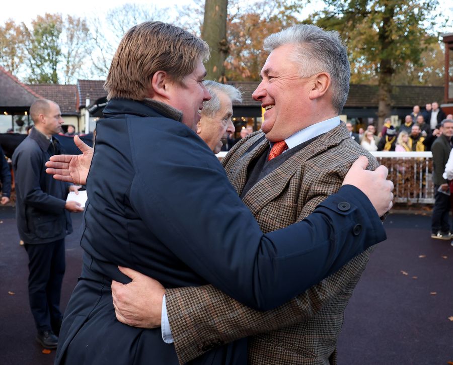 Dan Skelton (left ) with Paul Nicholls 