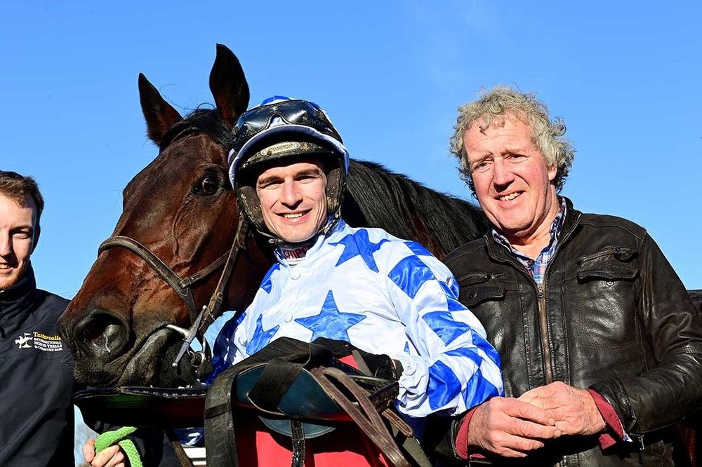 Darrens Hope and Danny Mullins won the Grade 2 Florida Pearl for trainer Robert Murphy