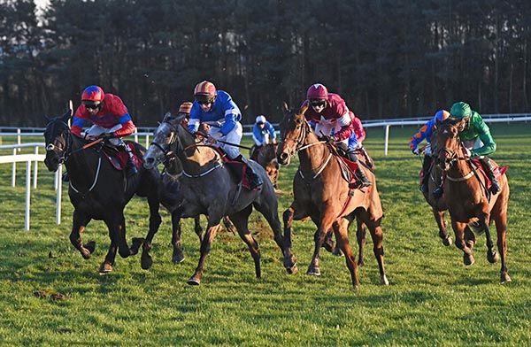 Speculatrix and Harry Swan (maroon and white, second from right)